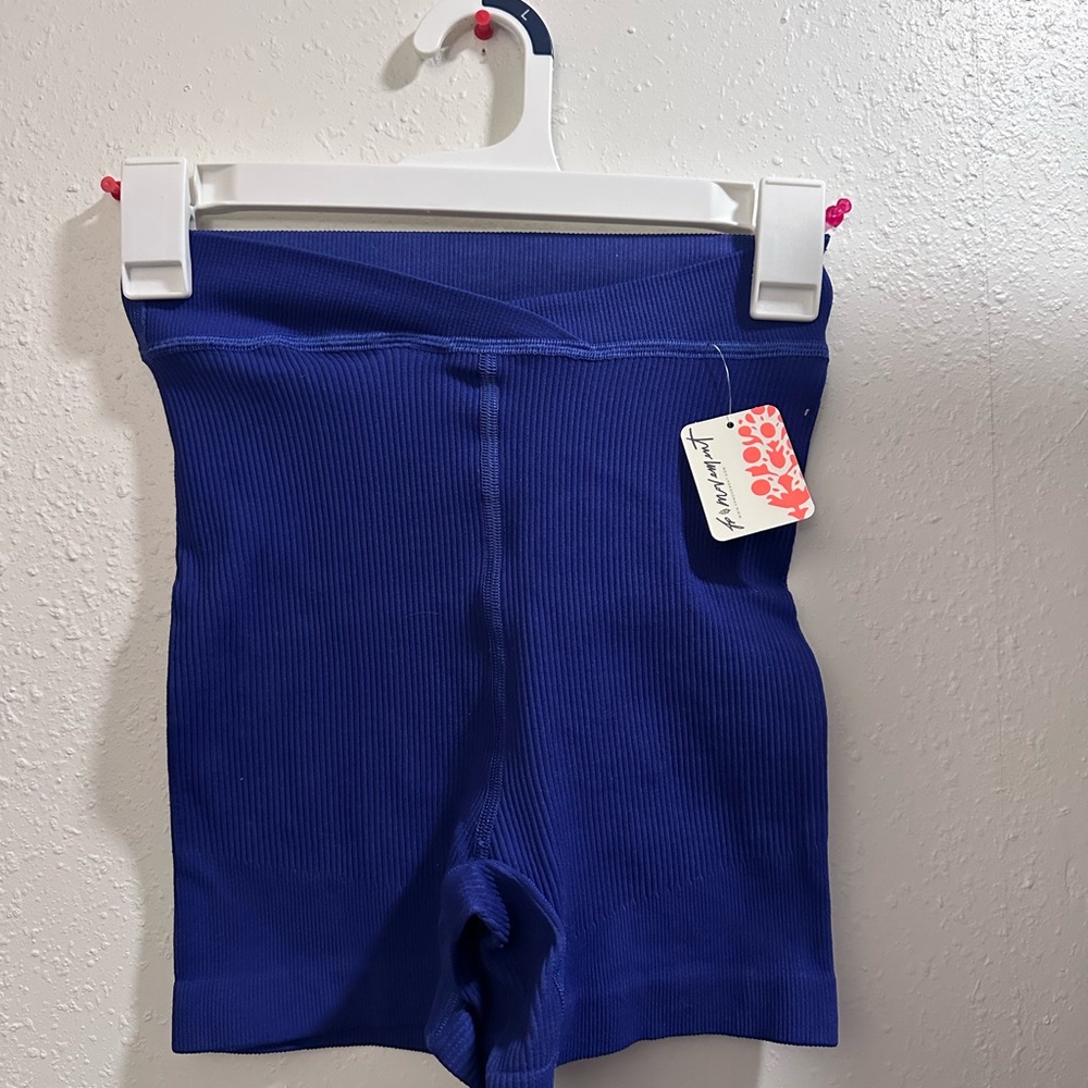 Free Movement Women's Blue Ribbed Spandex Shorts